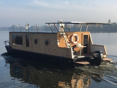 Celkový pohled na loď Awa